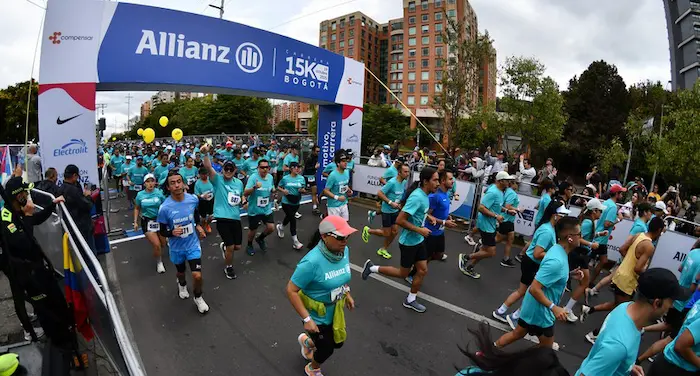 Zona de salida Allianz 15K Bogotá